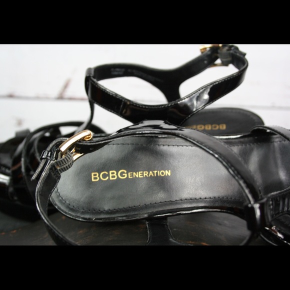 BCBG heels - Picture 6 of 8